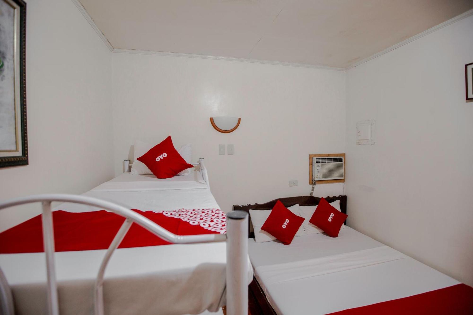 Oyo 741 Sierra Travellers Inn Tagaytay City Екстер'єр фото